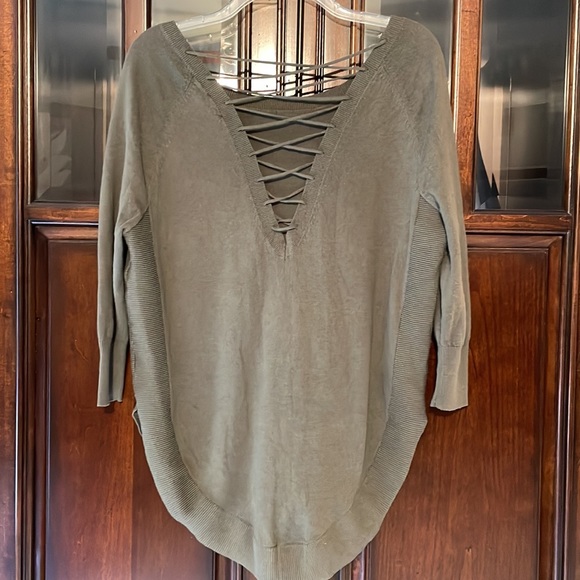 Express Womens XS Sweater Cras Cross Back Detail - Picture 2 of 7